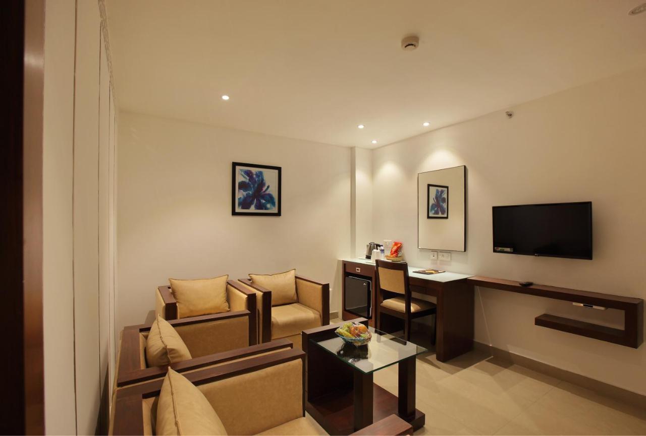 Hotel Park Residency Kuttiyadi Kuttyadi Экстерьер фото