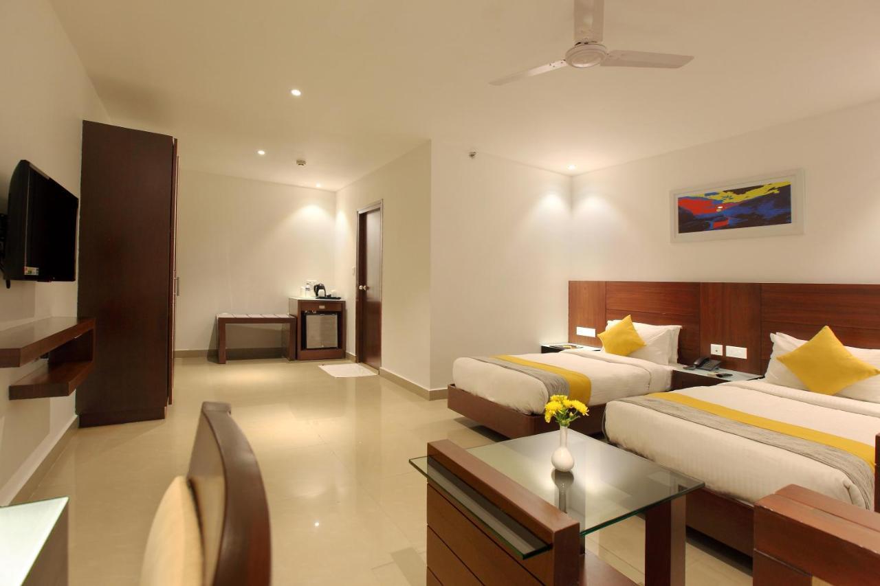 Hotel Park Residency Kuttiyadi Kuttyadi Экстерьер фото