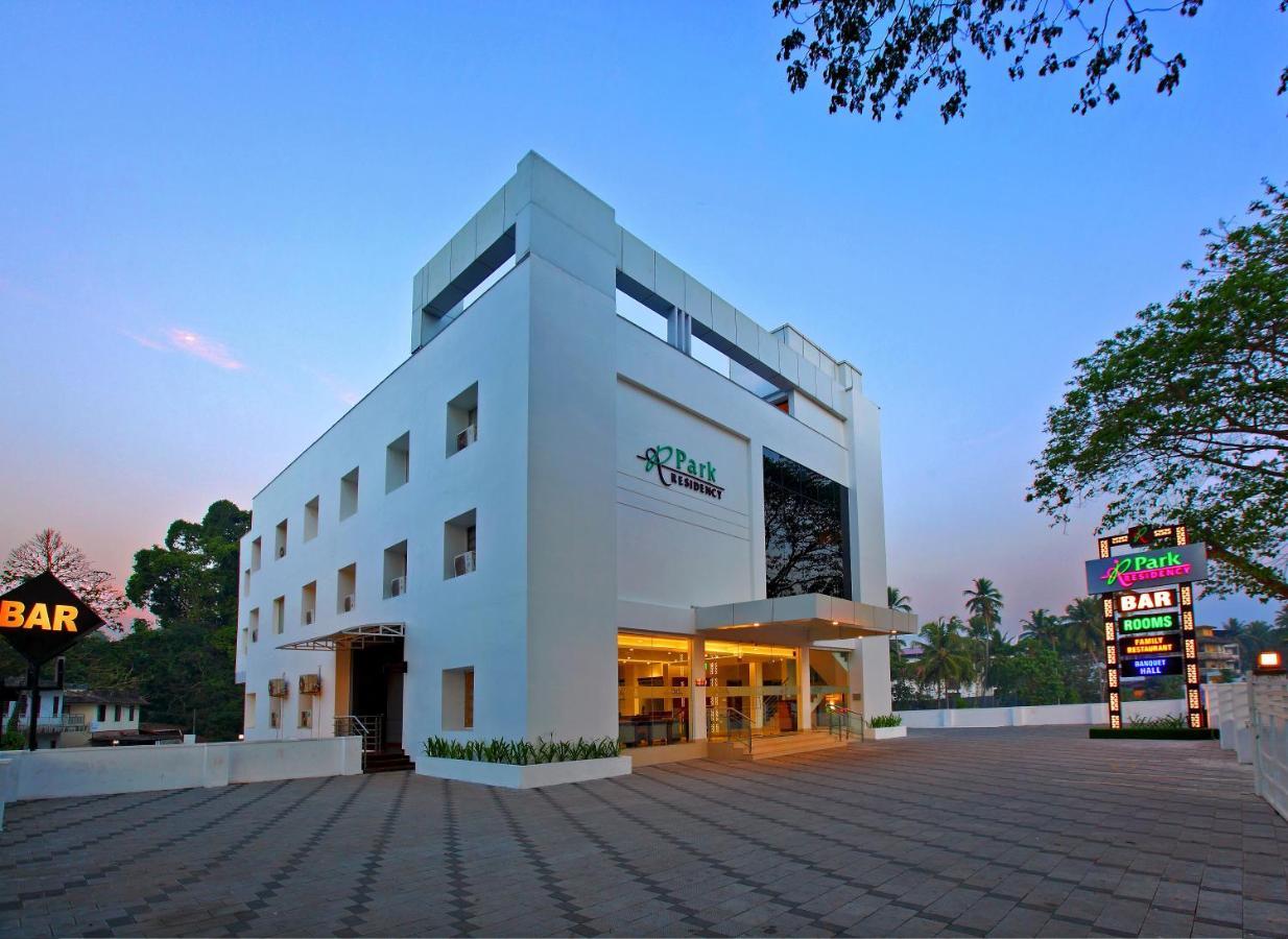 Hotel Park Residency Kuttiyadi Kuttyadi Экстерьер фото