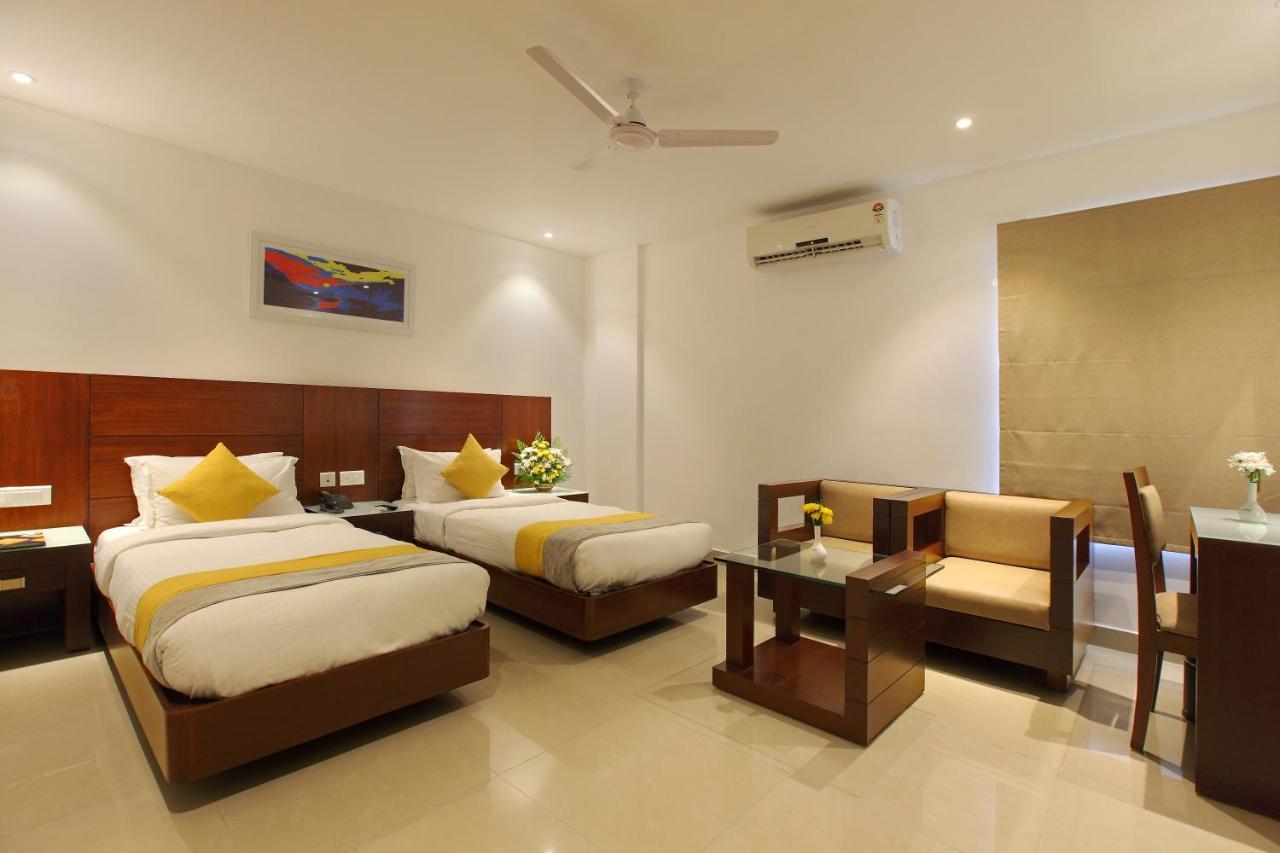 Hotel Park Residency Kuttiyadi Kuttyadi Экстерьер фото
